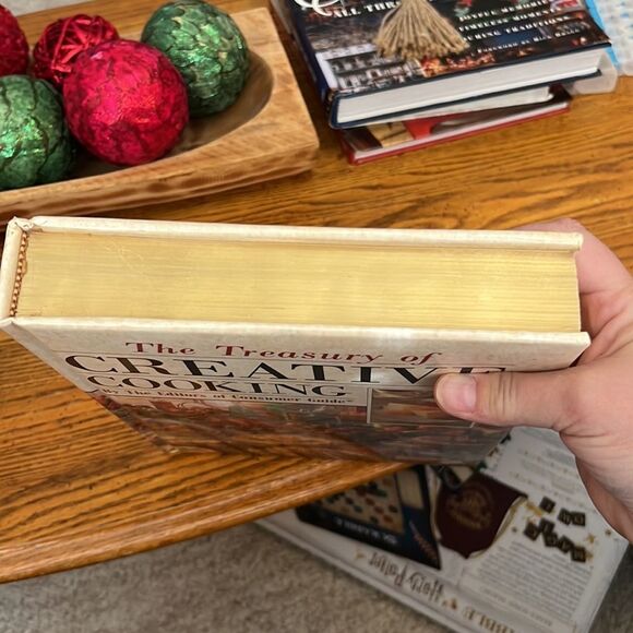 The Treasury of Creative Cooking, 608 page cookbook - Picture 5 of 8